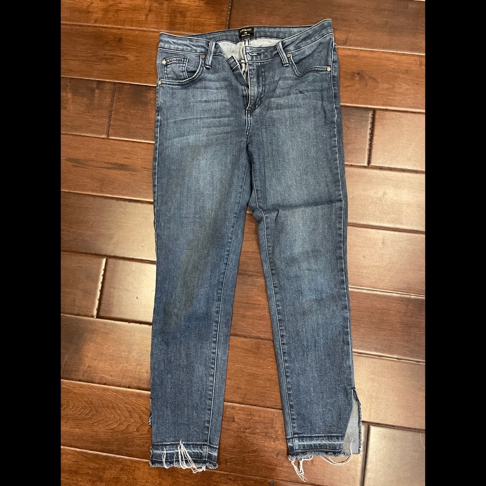 Mid rise blue jean